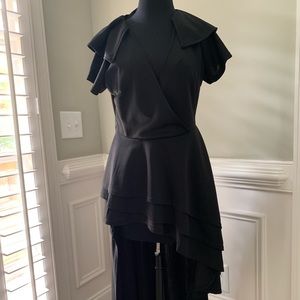 Long ruffled top in black